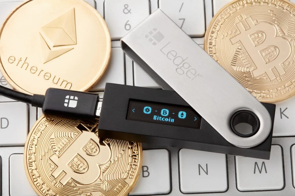 Hardware wallet crypto